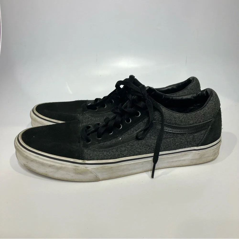 Vans black gray old skool sneakers men's size 11‎